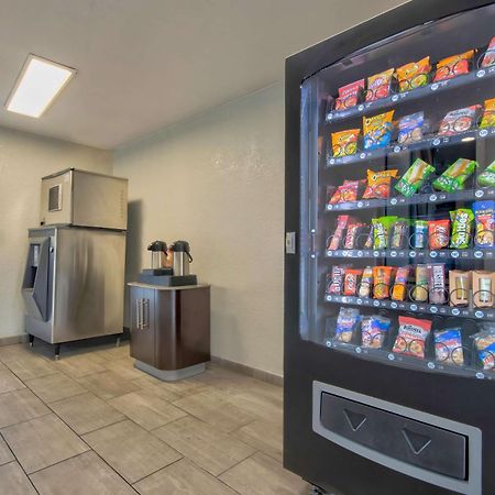 Motel 6-Albuquerque, Nm - Midtown Екстер'єр фото