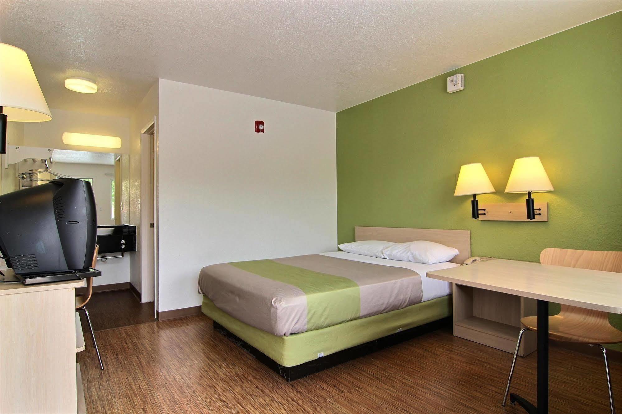 Motel 6-Albuquerque, Nm - Midtown Екстер'єр фото